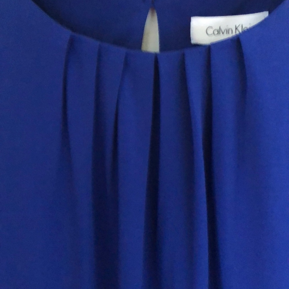 Sleeveless top - Picture 2 of 5
